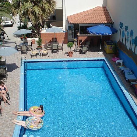 Akatos Hotel Agia Marina Exterior foto