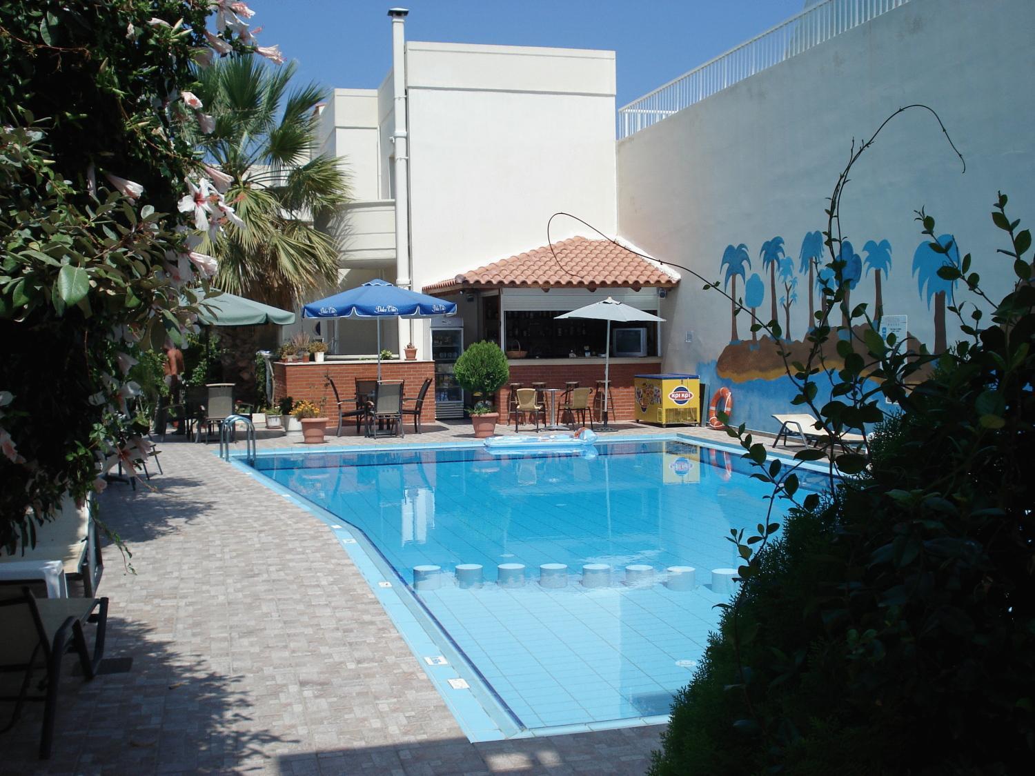 Akatos Hotel Agia Marina Exterior foto