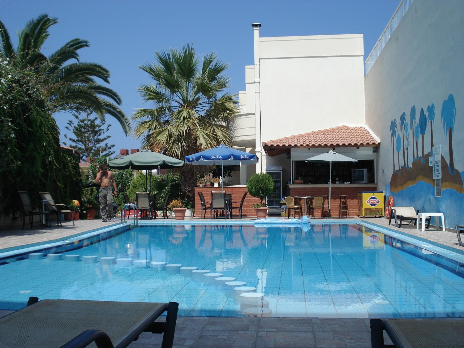 Akatos Hotel Agia Marina Exterior foto