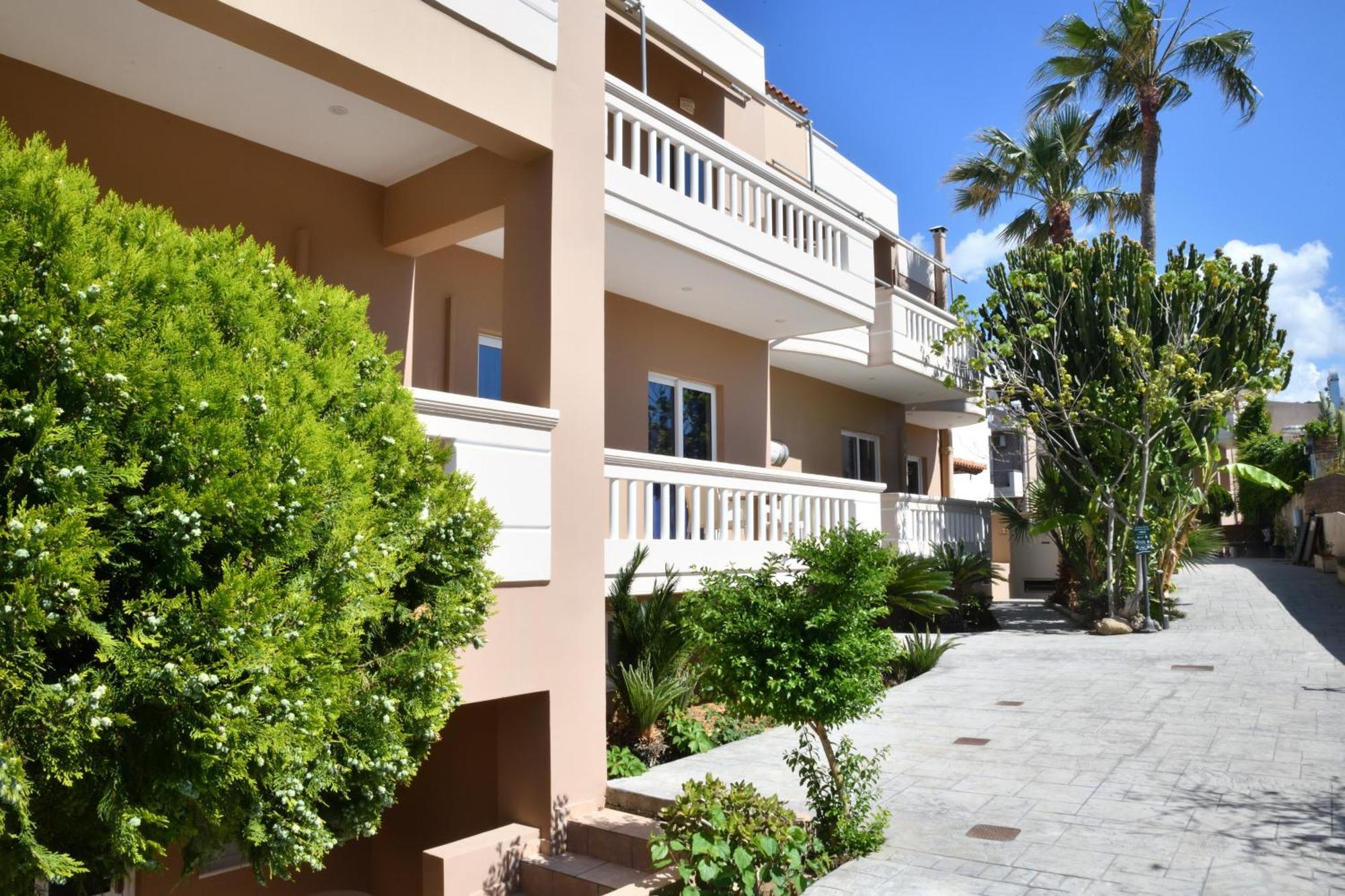 Akatos Hotel Agia Marina Exterior foto