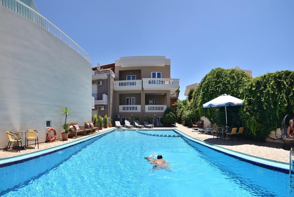 Akatos Hotel Agia Marina Exterior foto